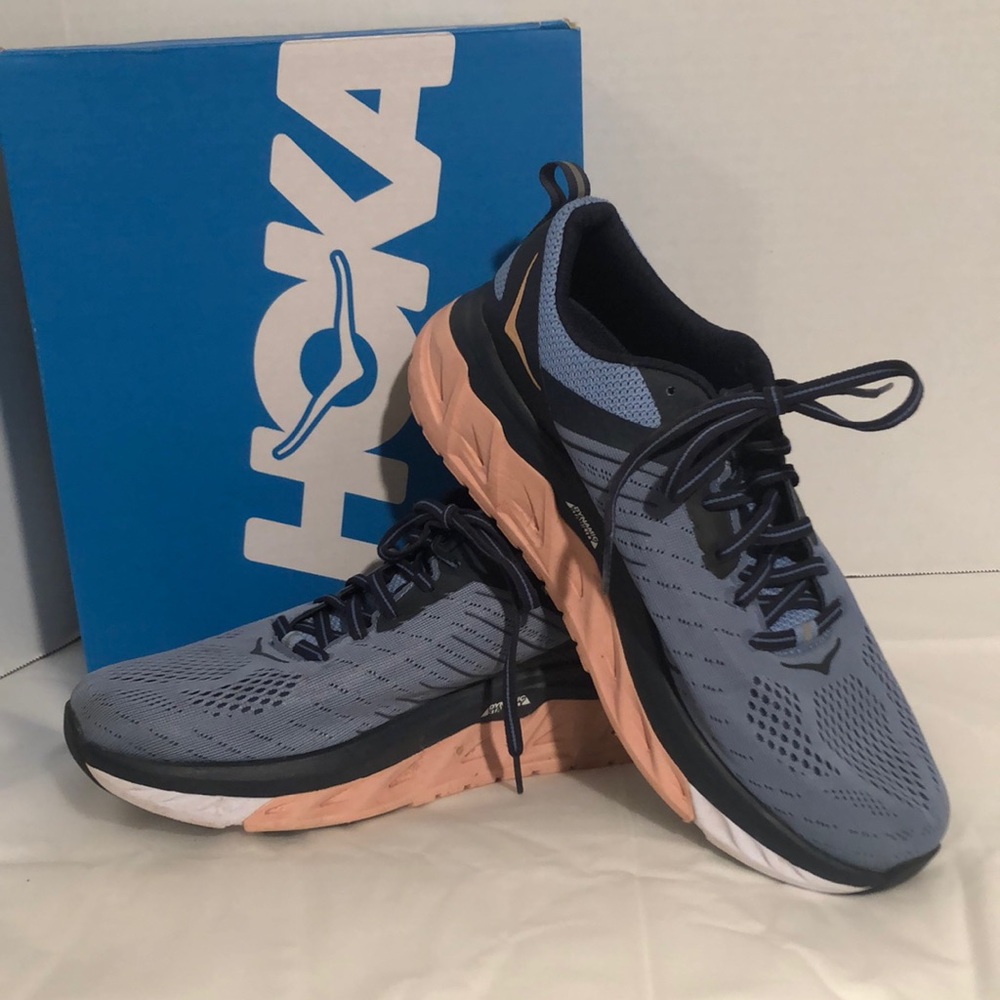 HOKA ONE ONE W ARAHI 3 WIDE WOMEN’S Size 9